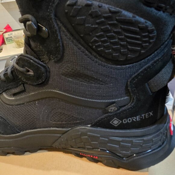 VANS Crestline GORE-TEX MTE Black / Black Boots Waterproof Men's Sz 12 NEW RARE - Picture 5 of 10